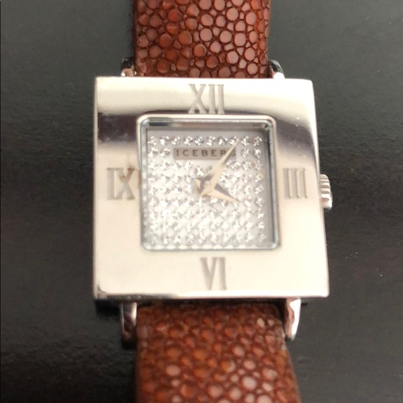 Iceberg watch - bought in Italy 🇮🇹 - Picture 2 of 9